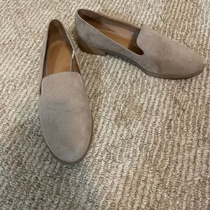 Universal Thread Taupe Loafer
